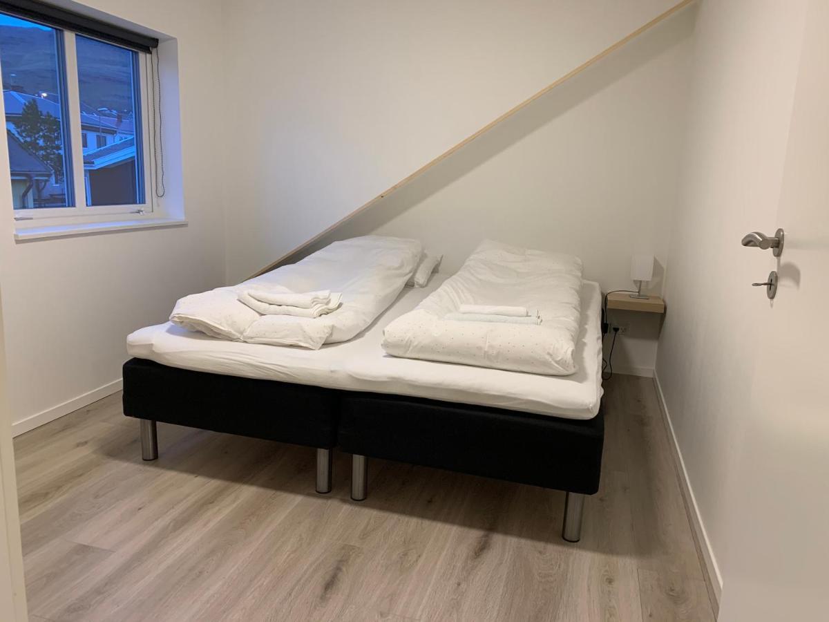Spacious Apartment On N.P.Gota 8A, Klaksvík Exteriér fotografie